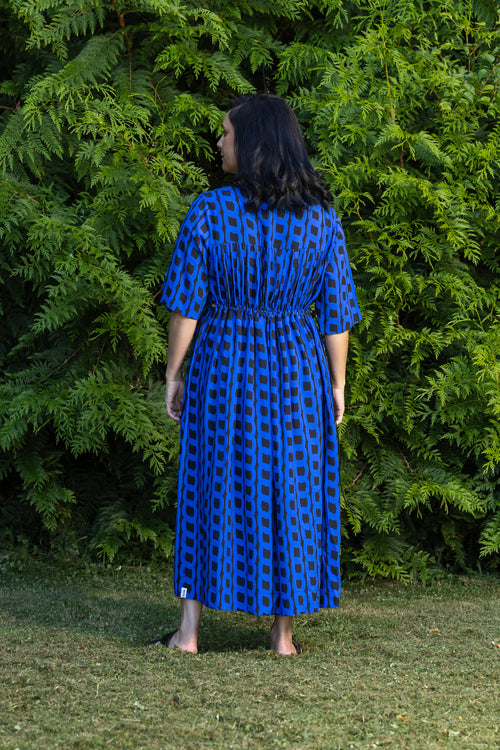 Deeanne Hobbs - TARBANA Blue Chain  Dress 24-2